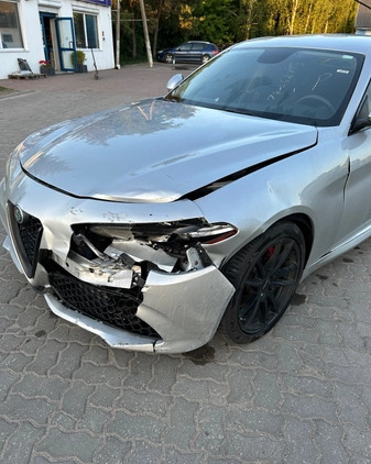 Alfa Romeo Giulia cena 36500 przebieg: 144154, rok produkcji 2017 z Pułtusk małe 211